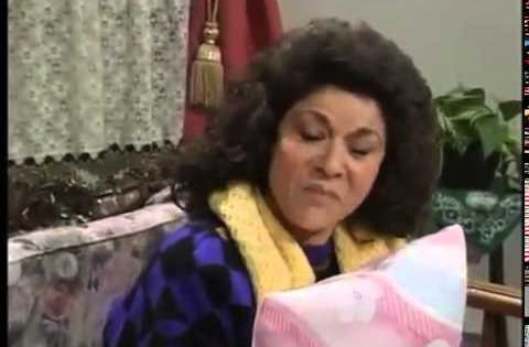 مسلسل عيلة خمس نجوم ـ الحلقة 24 الرابعة والعشرون كاملة HD