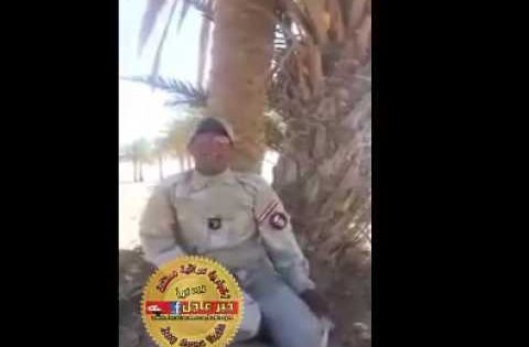 جندي عراقي يقلد المعلق فهد العتيبي روعة