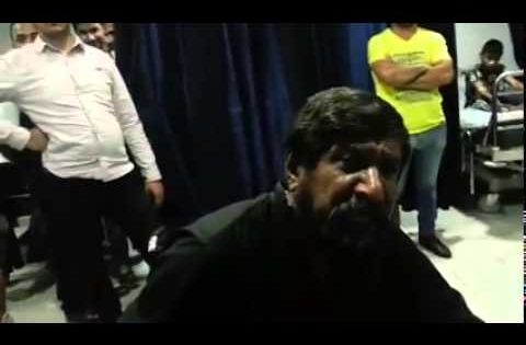 نوري المالكي يعتدي على اهالي سبايكر بالضرب