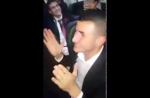 احتفالات تأهل العراق الى ريو دي جانيرو من الطيارة