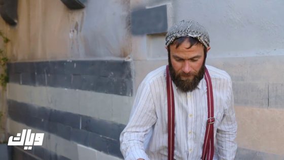 ابو نحلة عم يبيع فالافل محروقة ???????????? باب الحارة 10