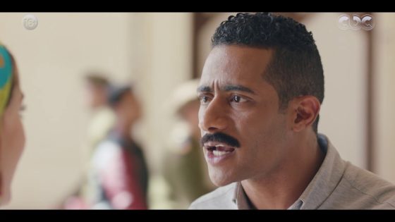 مسلسل نسر الصعيد | ليللي رايحة تودي الاكل لزين في القسم