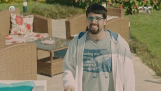 خناقة كوميدية بين ابن فلانتينو ومرات أبوه بسبب نشر الغسيل اللي فاضحهم في الكومباوند | فلانتينو