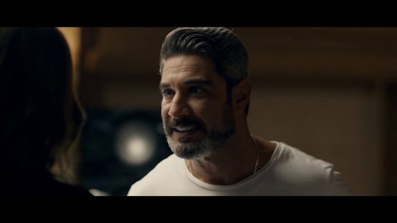 “الأسد حتى أما بيعجز بتفضل ليه أنياب”.. مجدي متجوز على شيرين وسوزان بتخون حازم #خيط_حرير