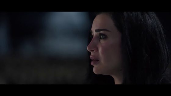حازم بيحاول يطلع نفسه صاحب فضل على مسك..وهي مش قادرة تنسى الجرح #خيط_حرير