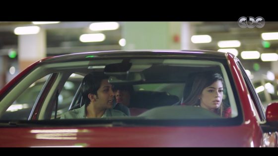 ???? في بيتنا روبوت | هاتموت من الضحك على سواقة ليلي أحمد زاهر وهي بتركن