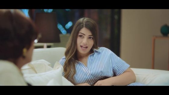 يوسف كان بيعمل صفقة هتحل كل مشاكله بس لذيذ حط ” التاتش” بتاعه #في_بيتنا_روبوت