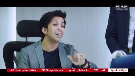 في بيتنا روبوت | لما يجيلك عميل وتقفل معاه ديل كبير من غير ما يبصلك أصلا????