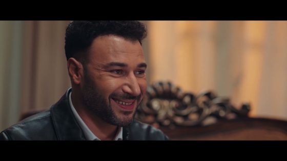 سيف مش قادر يوصل لقمر ..فقرر يجيلها البيت ويتقدملها..شوف رد فعل قمر ????#زي_القمر
