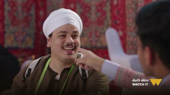 العترة سرق فلوس الكبير أبوه وإداها لحمدي الميرغني عشان يشغلها معاه😂#الكبير_أوي_ج6