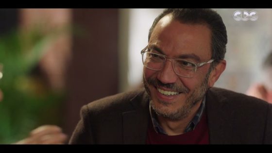 لما تسرح بخيالك وبعدين تتصدم بالواقع.. رؤوف راح يقابل مها وفي دماغه حب زمان بس هي صدمته بمشاكلها