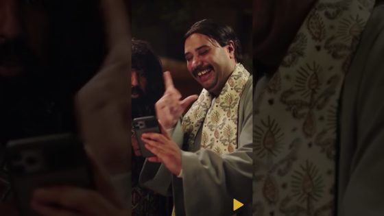 نفادي مقضيها سيلفي???????? ومربوحة عاوزة حد ينقذها من عم فخري #الكبير_أوي_ج7 #shorts