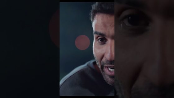لما تكون حزين وفي نفس الوقت مش قادر تقاوم حلاوة المهلبية ???????? #سره_الباتع