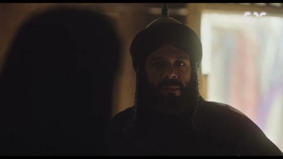 مسلسل رسالة الإمام| أول لقاء بين السري وحسن بعد قتل زوجها.. تفتكروا له يد في قتله؟