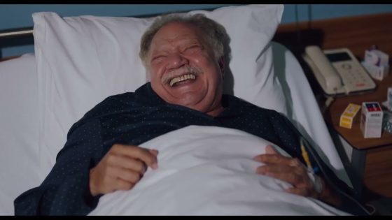 نجيب تعب ودخل المستشفى بسبب الشرب وبيعزم علي الدكتور بسيجارة#نجيب_زاهي_زركش