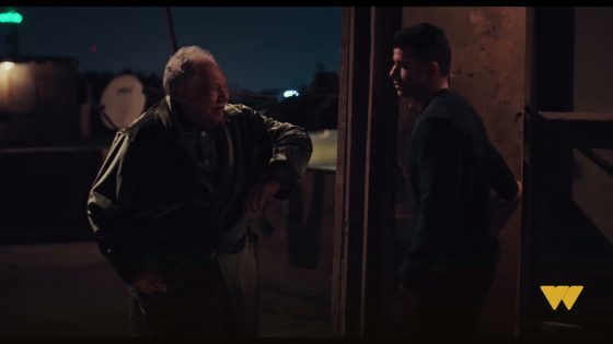 نجيب يهتم بمسعد وهو مريض ويقدم له الرعاية والعلاج في شقته على السطوح#نجيب_زاهي_زركش