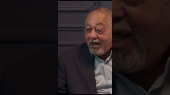 رياض مصمم يغير الواقع ..وقرر يتقدم لبهيجة تاني????شوف عملت فيه إيه #shorts #إجازة_مفتوحة