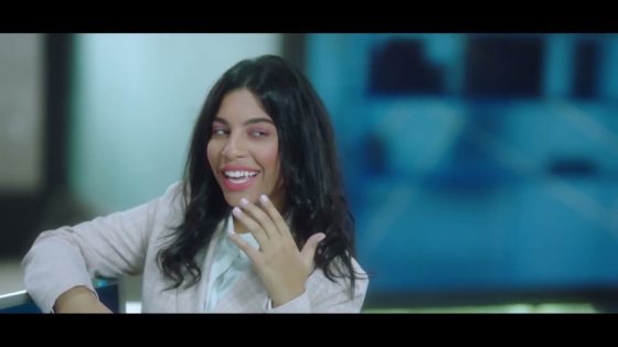 لذيذ مثال للموظف اللي حافظ ومش فاهم ومعندوش ابداع ????‍♂️ #في_بيتنا_روبوت