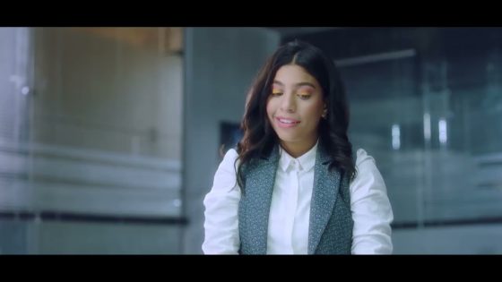 لما صاحبك يسوحك على بنت???? يوسف وقع هدير في لذيذ???????? #في_بيتنا_روبوت