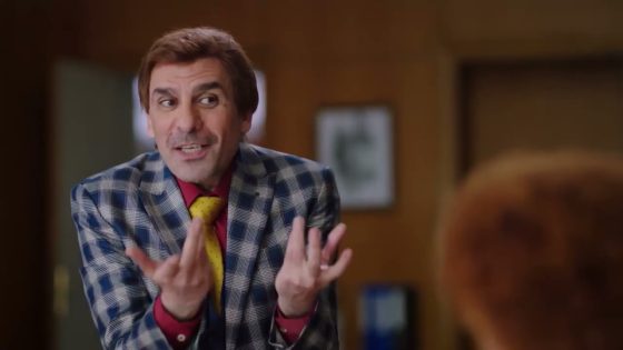 انت بتطبل شكك.. لما تطبل لمديرك الجديد اللي أول مرة تشوفه???? #الكبير_أوي_ج7