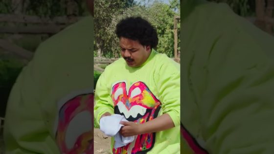 إيه يا جدو انا.. عترة بياخد صورة مع جدو.. مسخرة السنين???? #الكبير_أوي_ج7 #shorts