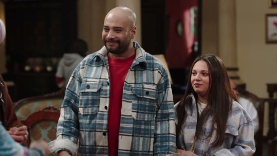 ودني يا مكي راحت.. مكي بيقدم الممثلين الجداد رحمة أحمد وحاتم صلاح???? #الكبير_أوي_ج7