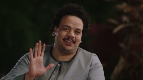 العفريت اللي لابس العترة هيموتك ضحك ???????? #الكبير_أوي_ج6