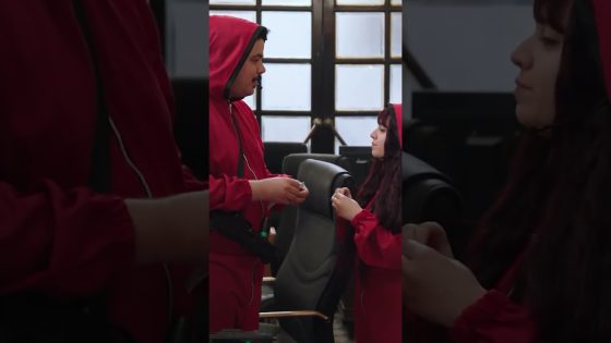 متاخدش الرزمة دي كلها.. خد 100 جنيه بس ???????? #الكبير_أوي8 #shorts