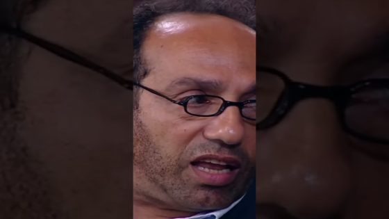 لا أنا هندي????.. صاحبك اللي ماينفعش تقعد جنبه في العزاء????#Shorts #أزمة_سكر