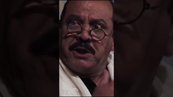 صاحبك اللي دايما يضحك في المصايب 😂 #مسيو_رمضان_مبروك_أبو_العلمين #shorts