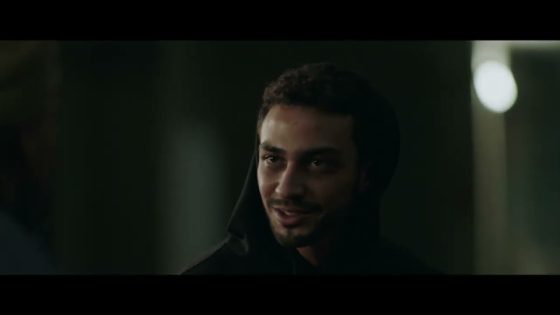 العترة بيهدد سحر بعد لما اتعلم عليه🤣 ويمنى هتشتغل لمهرة في الأزرق😈 #ضرب_نار