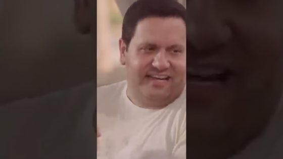 لما تبقى أول مرة تشرب شيشة هيبقى حالك زي حسن😂 #صاحب_السعادة #shorts