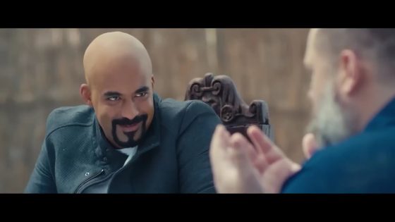 أكيد أنا هنا مش عشان نلعب طاولة.. ماجد بدأ محلسه مع عاكف #كلبش2