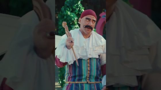 الكبير عايز يطير بالجناحات علشان يكسي طبازة😂 #الكبير_أوي8 #shorts