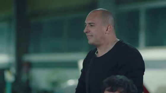 المعلم جه من الحضانة🤣 لما تكون مخطوف من عصابة في حضانة🤣 #عمر_ودياب