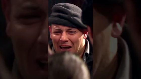 تهامي هيموتك ضحك في المشهد ده😂😂#فرقة_ناجي_عطا_الله #shorts