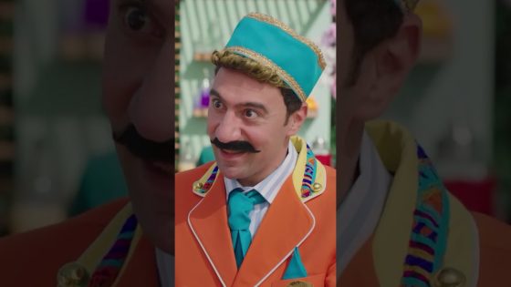 اللي هيعمل حاجة في المياه هنعرفه.. العترة بيحذر نزلاء الفندق🤣 #الكبير_أوي8 #shorts