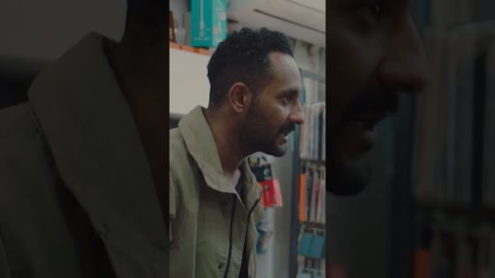 لو باض الديك شكك اديك😂 #مكتوب_عليا #shorts