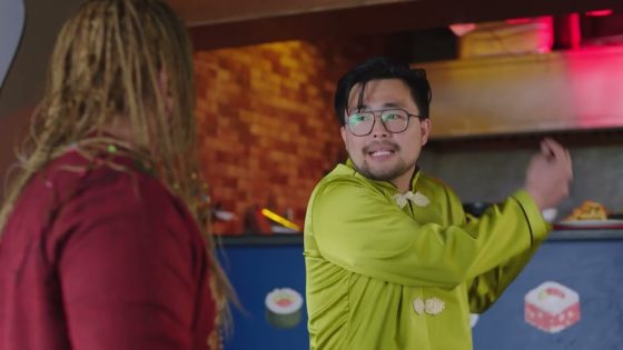 مش هتصدق.. جوني اتصدم لما شاف واحد صيني بيتكلم شعبي زينا 😂😂#الكبير_أوي_ج6