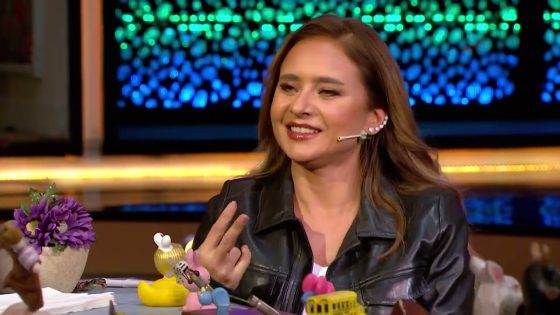 هوايات كتير ولغات كتير بتتكلمها.. شوف اجابات نيللي كريم على أسئلة كركورة😍 #أبلة_فاهيتا