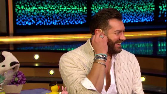 كارو كشفتلنا كل أسرار عمرو يوسف😍 #أبلة_فاهيتا