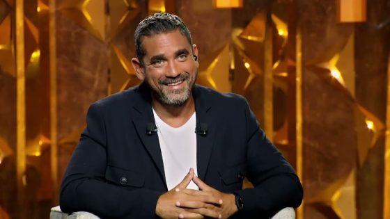 عمرو عبد الجليل: مش بتفرج على التلفزيون.. ومش بتبسط من الشغل اللي بعمله #سهرانين