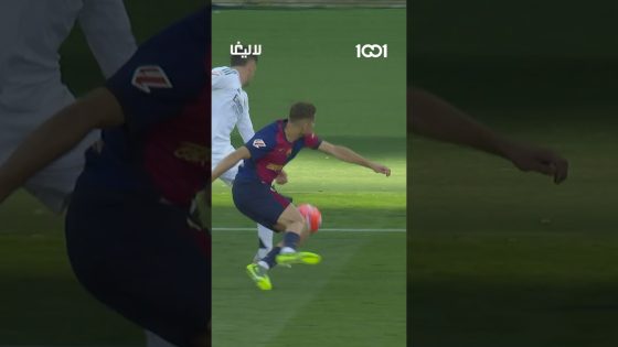 لمسة يد تشعل جدلاً تحكيمياً في #الكلاسيكو بين #برشلونة و #ريال_مدريد ..الدوري الإسباني علينا هالموسم