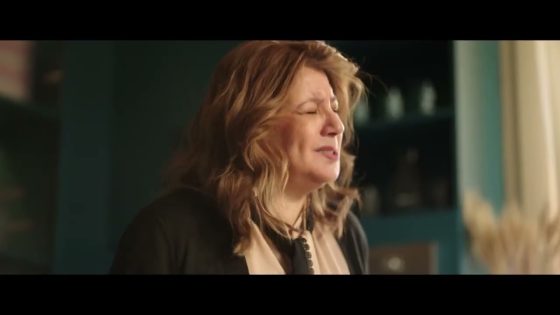 كاريمان شكلها معجبة بفارس😉.. ووالد شهد عرف إنها على علاقة بحد😮 #وتقابل_حبيب