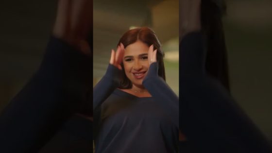 ده أبيض ولا هيعرف حاجة.. يوسف بيلعب لعبة أفلام مع ليل😂 #وتقابل_حبيب #shorts
