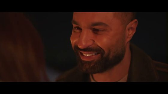 أول مرة أشوف القمر ينزل على الأرض.. فارس بيغازل ليل❤️ #وتقابل_حبيب