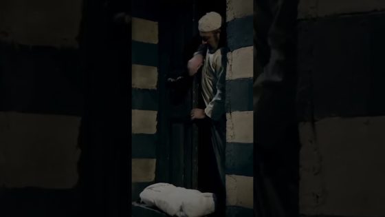 وردة تركت الطفلة على باب بيت شيخ الحارة 😭 #وردة_شامية #غولدن_لاين #اكسبلور