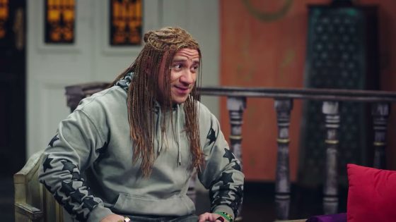 ‏كفاية تسول😏.. جوني يأس من علاقة مربوحة والكبير🤦🏻‍♀️🤣 #الكبير_أوي_ج7
