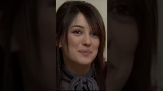 عرف أنها طباخة مثالية من ورا ذوقها بالأغاني 😇 #اكسبلور #قبنض #صراع_المال