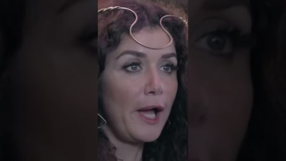 خد بالك 👈.. سلا خايفة على عدلي من اللي بيعمله🤔 #عفاريت_عدلي_علام#shorts